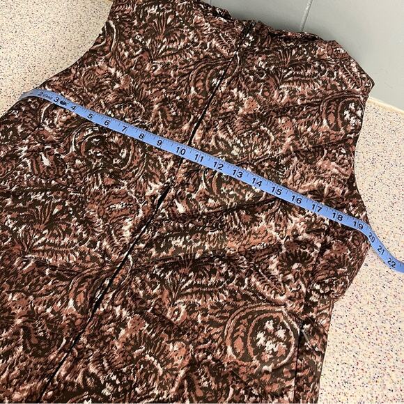 Patagonia Brown Paisley Hooded Down Puffer Vest Zip Up Women’s Size Large - Picture 9 of 10